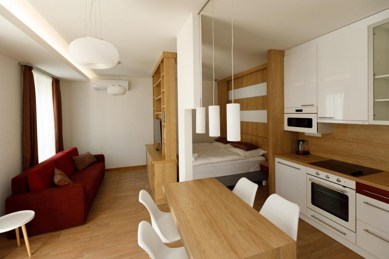 La Bella Centrum Apartmanok Piros/Sarga Hévíz Buitenkant foto
