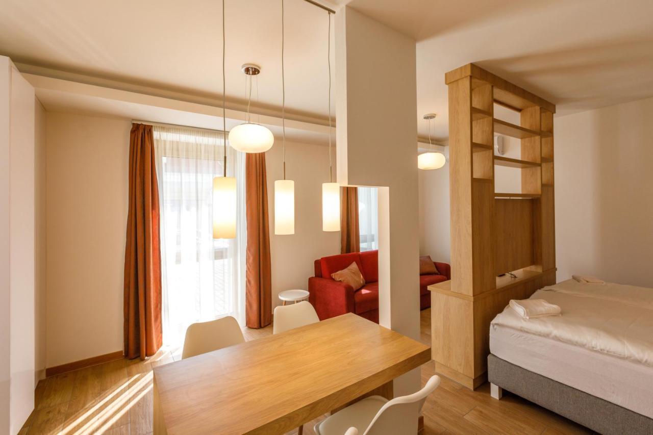 La Bella Centrum Apartmanok Piros/Sarga Hévíz Buitenkant foto